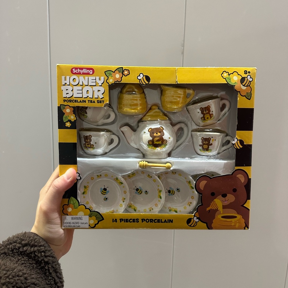 NEW Pretend Kitchen Play - Children’s Mini Honey Bear Porcelain Tea Set Toy